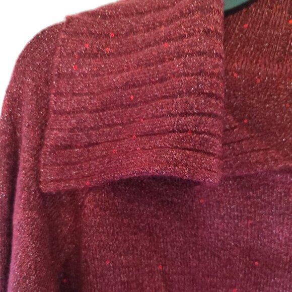 JOSEPH A. Qu'est--ce Que C'est Silk? JOHNNY COLLAR IN MAROON SMALL SEQUI… - Picture 4 of 6